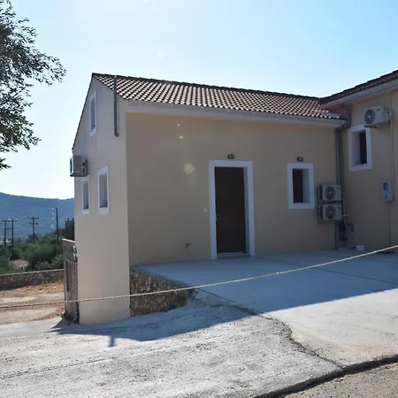 Rogalis Family Apartmán Ithaka