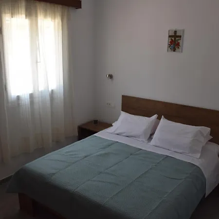 Rogalis Family Ithaka