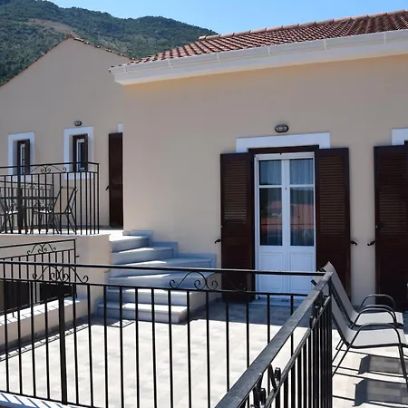 Rogalis Family Ithaka