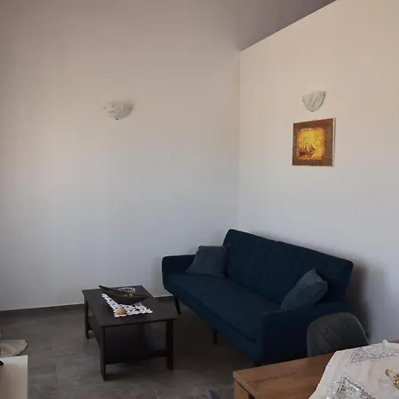 Rogalis Family Apartman *